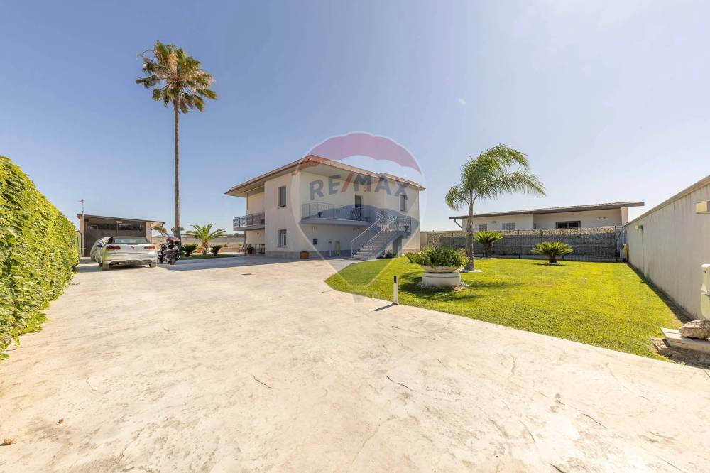 casa indipendente in vendita a Nettuno