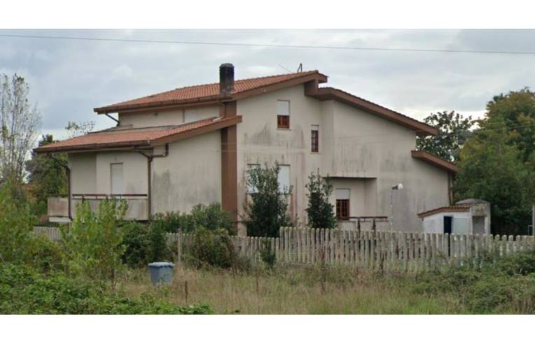 casa indipendente in vendita a Nettuno