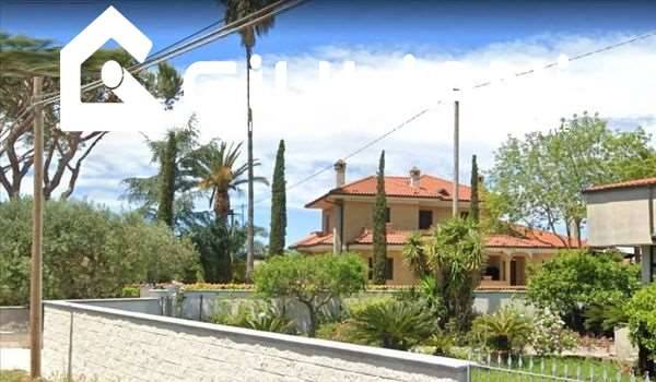 casa indipendente in vendita a Nettuno