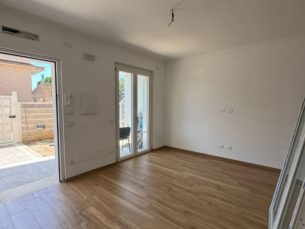 casa indipendente in vendita a Nettuno