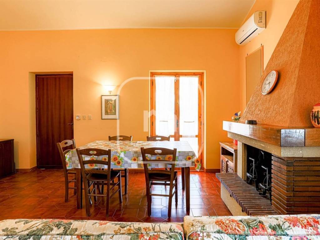 casa indipendente in vendita a Nettuno