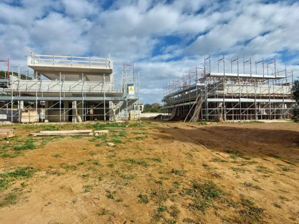 casa indipendente in vendita a Nettuno