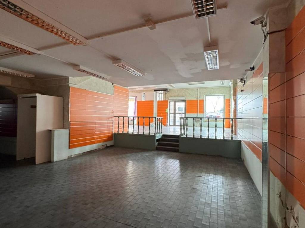 negozio in vendita a Nettuno