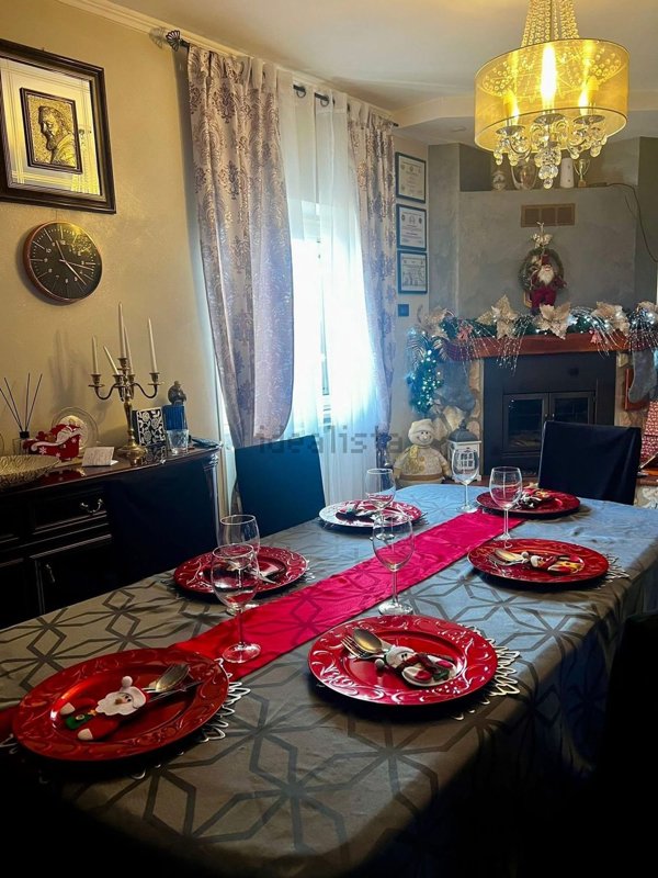 casa indipendente in vendita a Nettuno