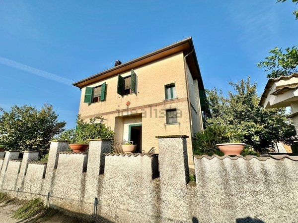 casa indipendente in vendita a Nettuno