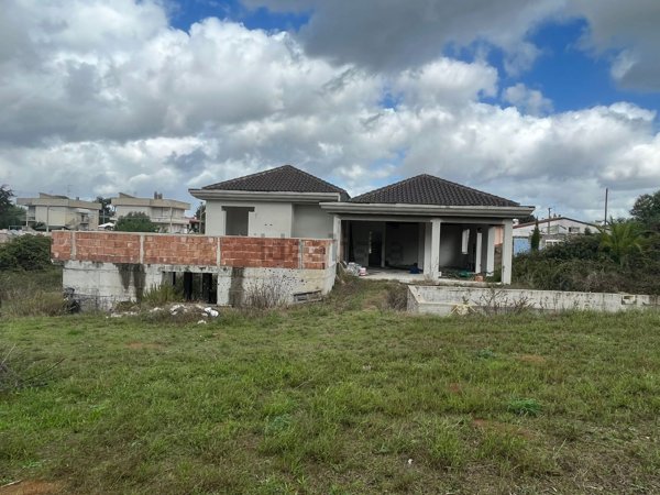 casa indipendente in vendita a Nettuno
