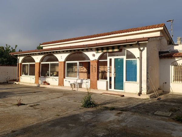 casa indipendente in vendita a Nettuno