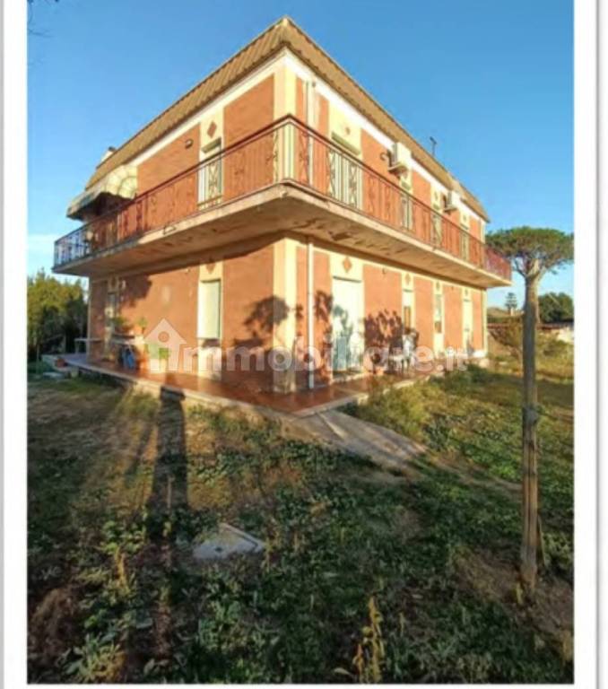 casa indipendente in vendita a Nettuno