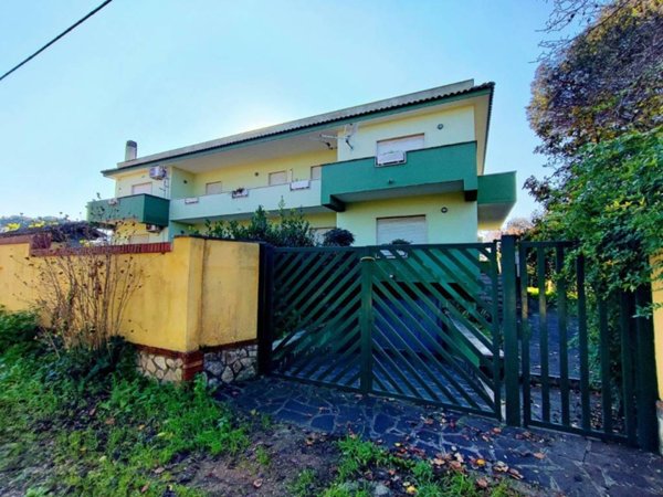 villa in vendita a Nettuno