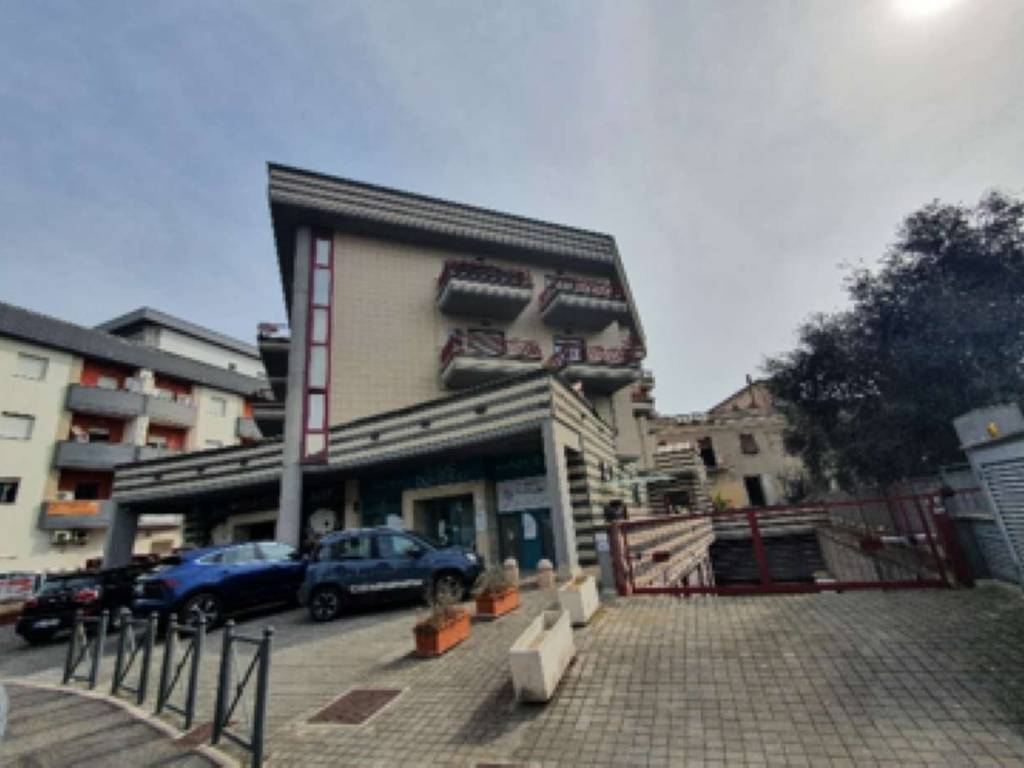 ufficio in vendita a Nettuno