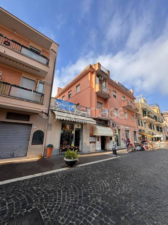 appartamento in vendita a Nettuno