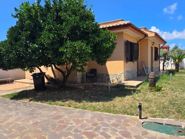 casa indipendente in vendita a Nettuno