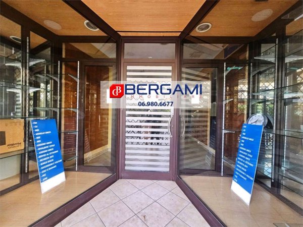 ufficio in vendita a Nettuno