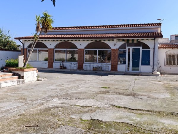 casa indipendente in vendita a Nettuno