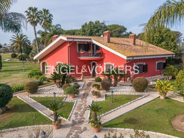 casa indipendente in vendita a Nettuno