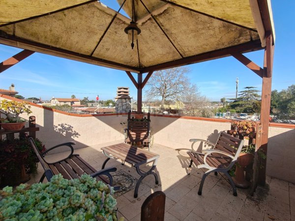 casa indipendente in vendita a Nettuno