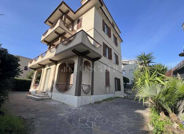 casa indipendente in vendita a Nettuno