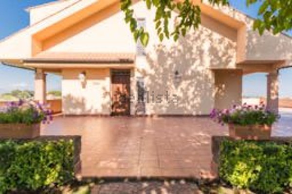 pentavano in vendita a Nettuno