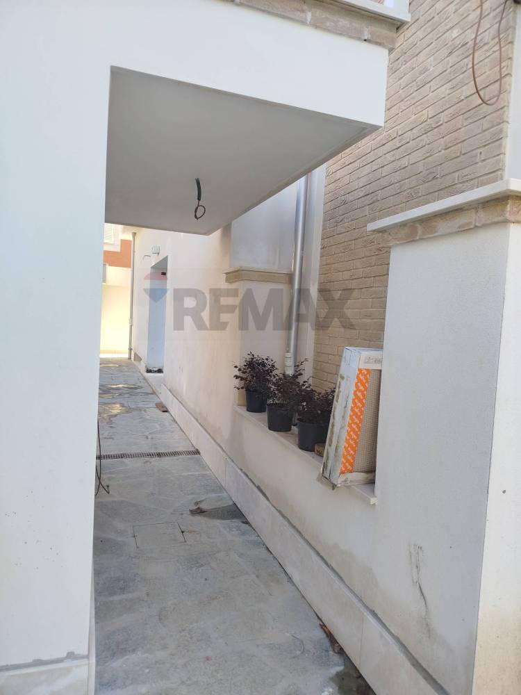 casa indipendente in vendita a Nettuno