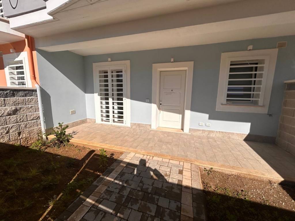 casa indipendente in vendita a Nettuno