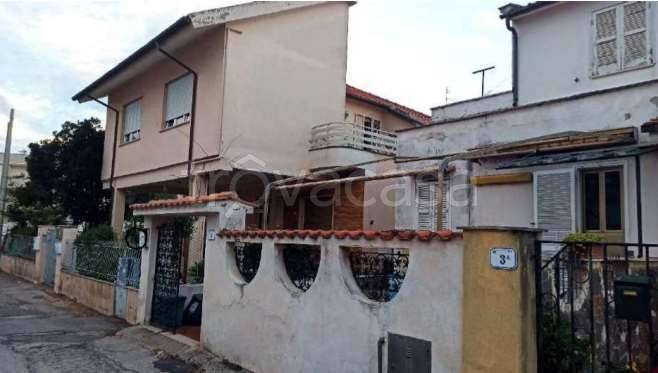 casa indipendente in vendita a Nettuno