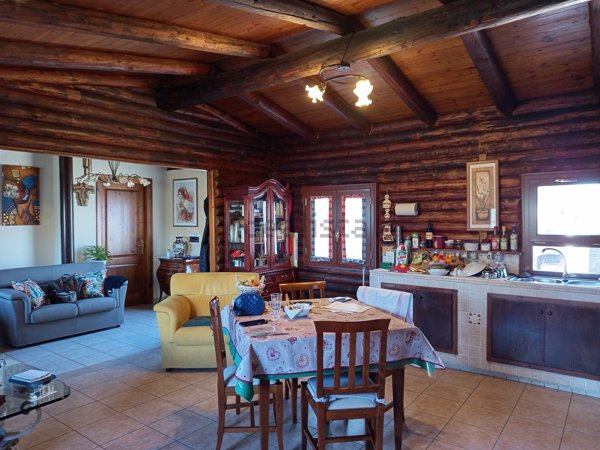 casa indipendente in vendita a Nettuno