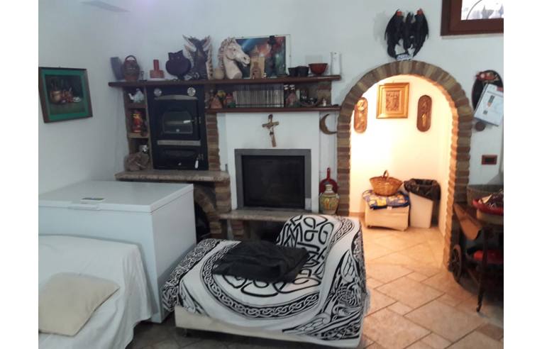 casa indipendente in vendita a Nettuno