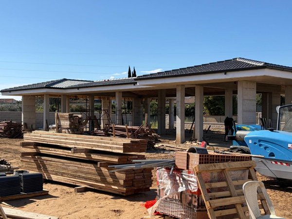 casa indipendente in vendita a Nettuno