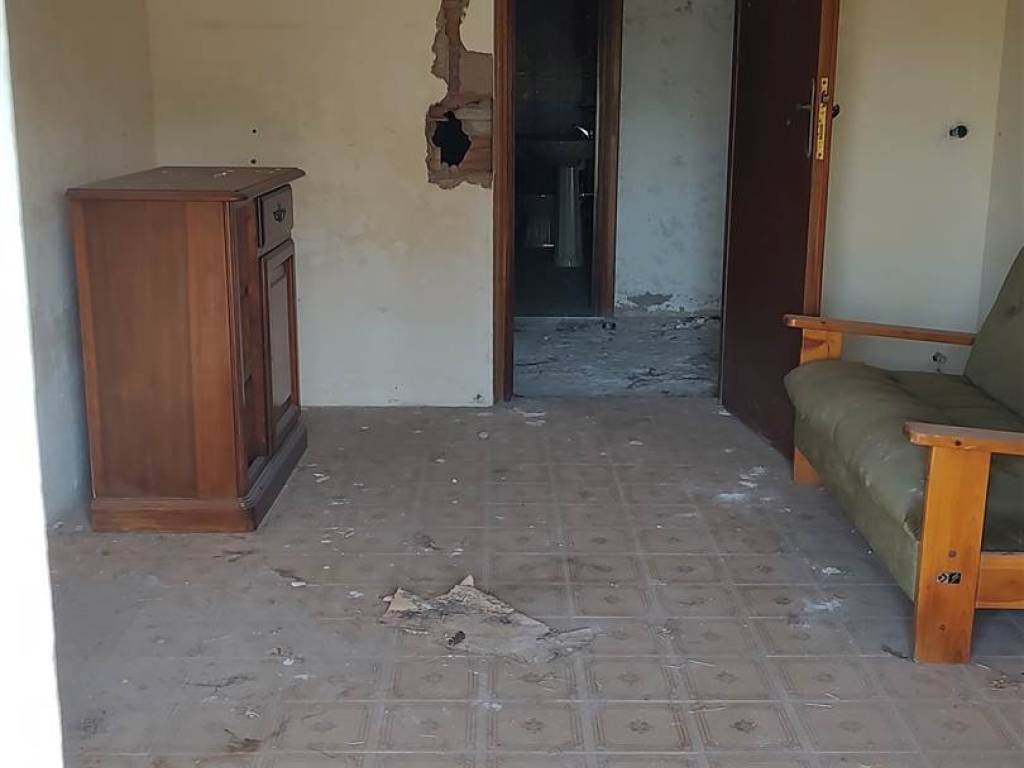 appartamento in vendita a Nettuno in zona Padiglione