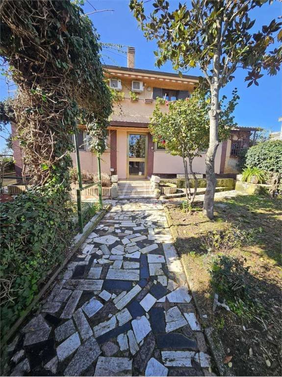 appartamento in vendita a Nettuno