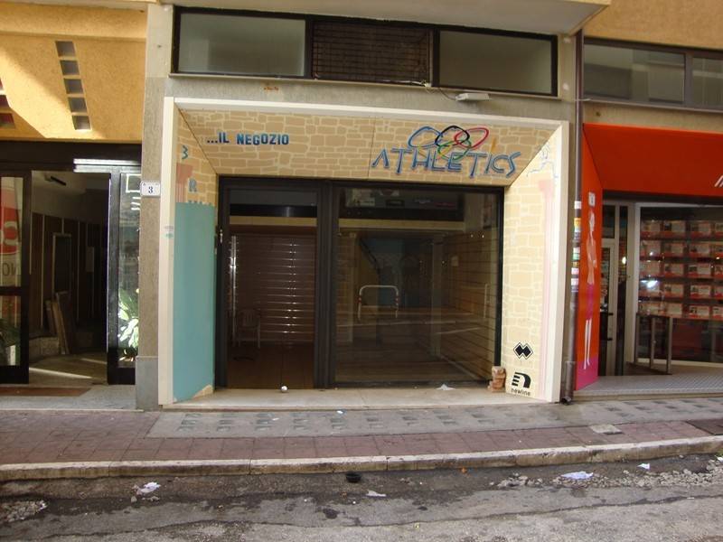 negozio in vendita a Nettuno