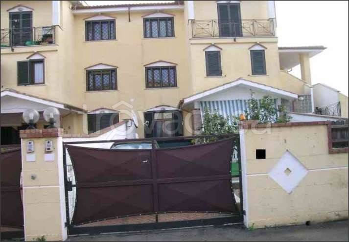 casa indipendente in vendita a Nettuno