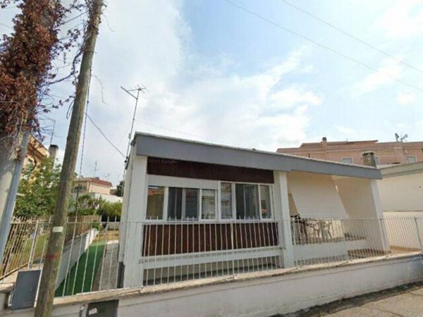 casa indipendente in vendita a Nettuno