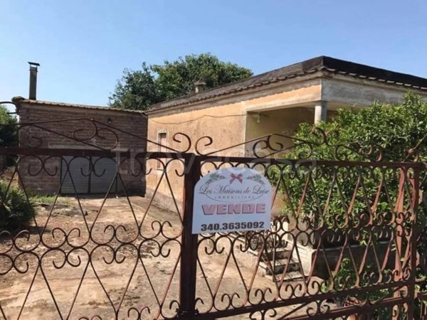 casa indipendente in vendita a Nettuno