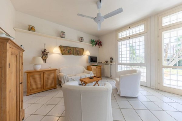 casa indipendente in vendita a Nettuno