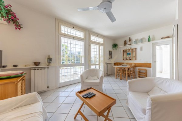 casa indipendente in vendita a Nettuno