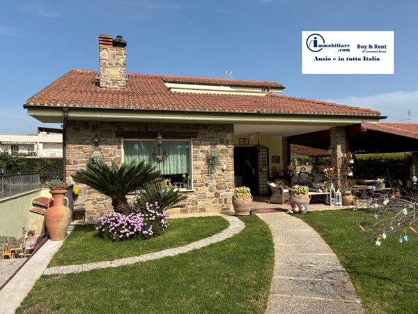 casa indipendente in vendita a Nettuno