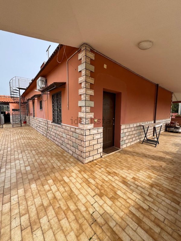 casa indipendente in vendita a Nettuno