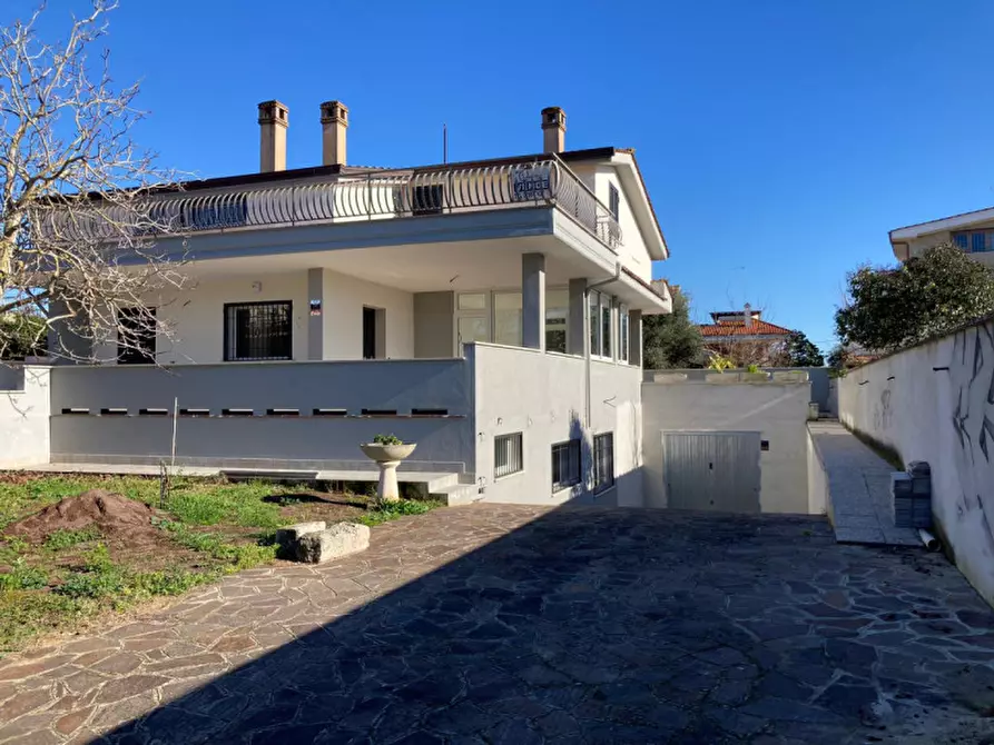 casa indipendente in vendita a Nettuno