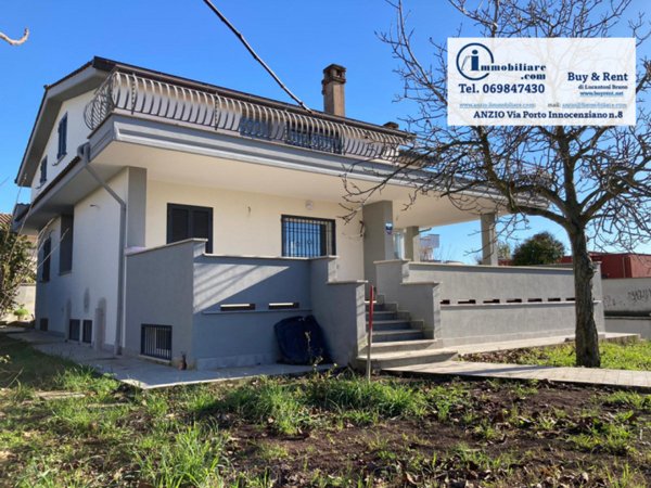 casa indipendente in vendita a Nettuno