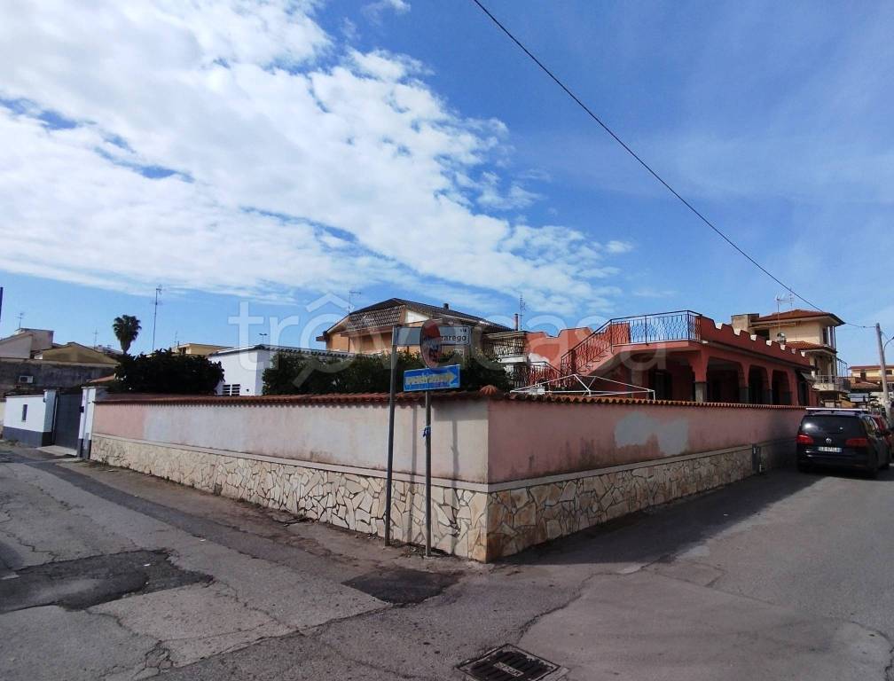 casa indipendente in vendita a Nettuno