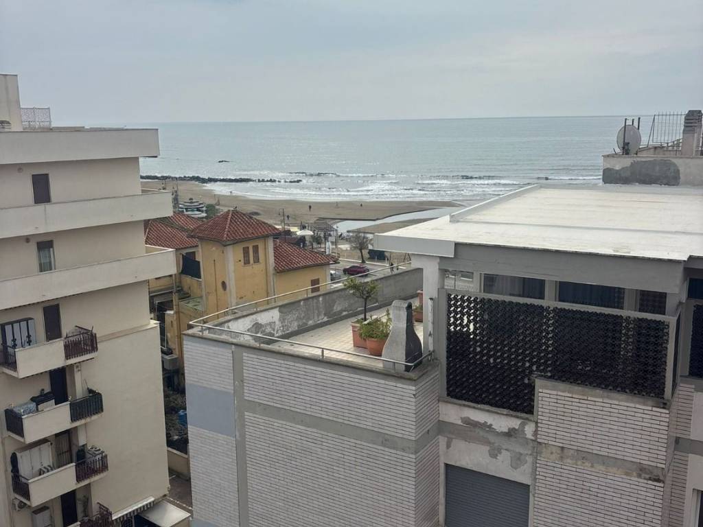 appartamento in vendita a Nettuno