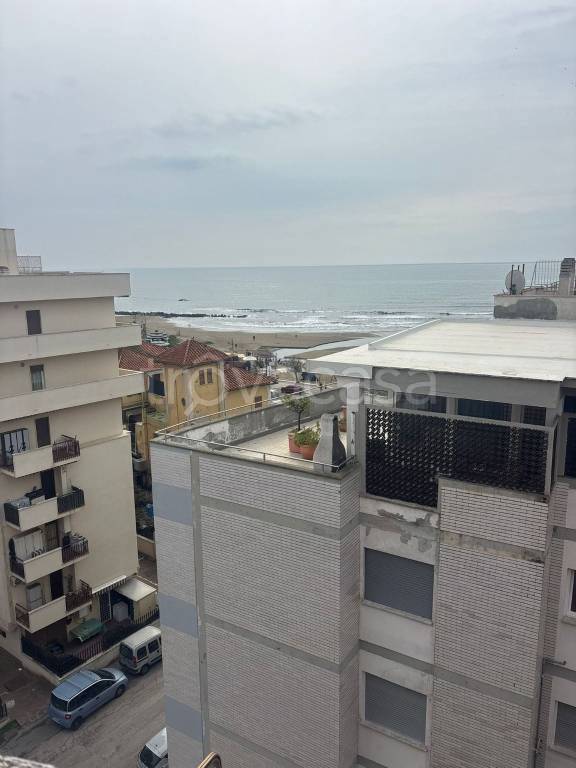 appartamento in vendita a Nettuno