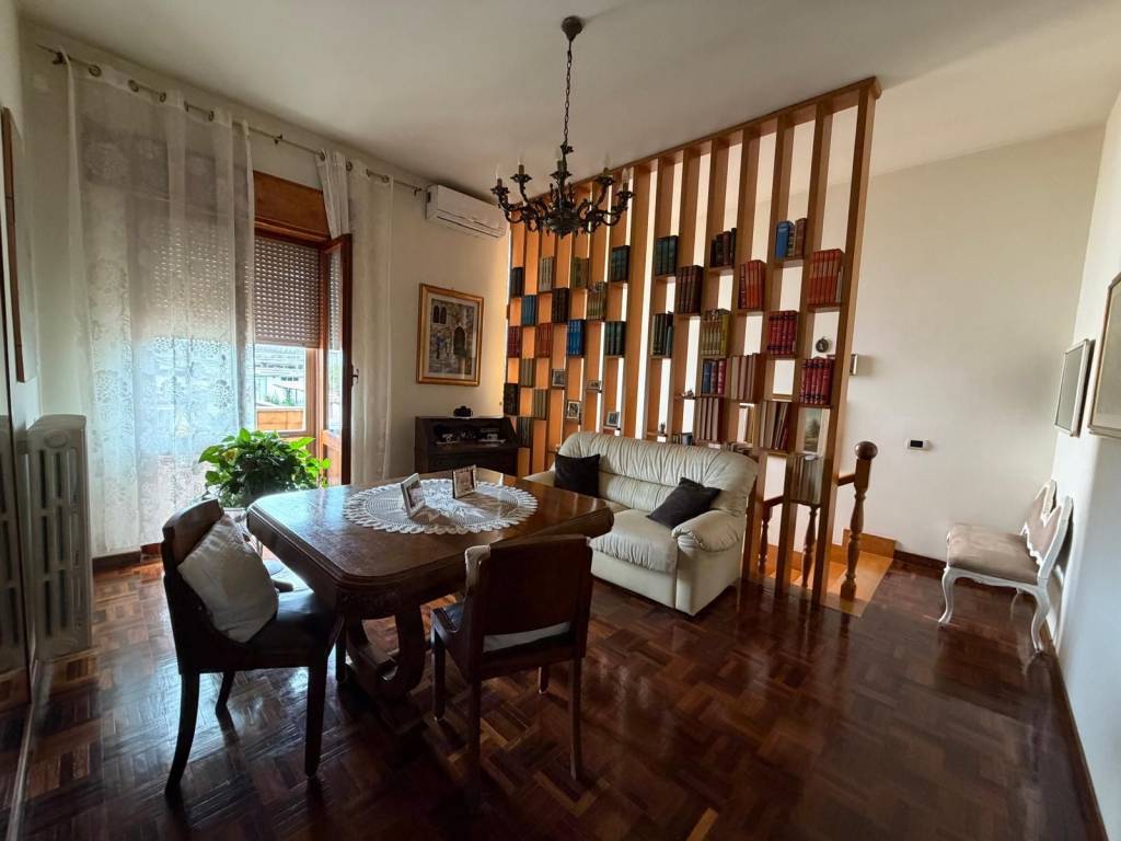 casa indipendente in vendita a Nettuno