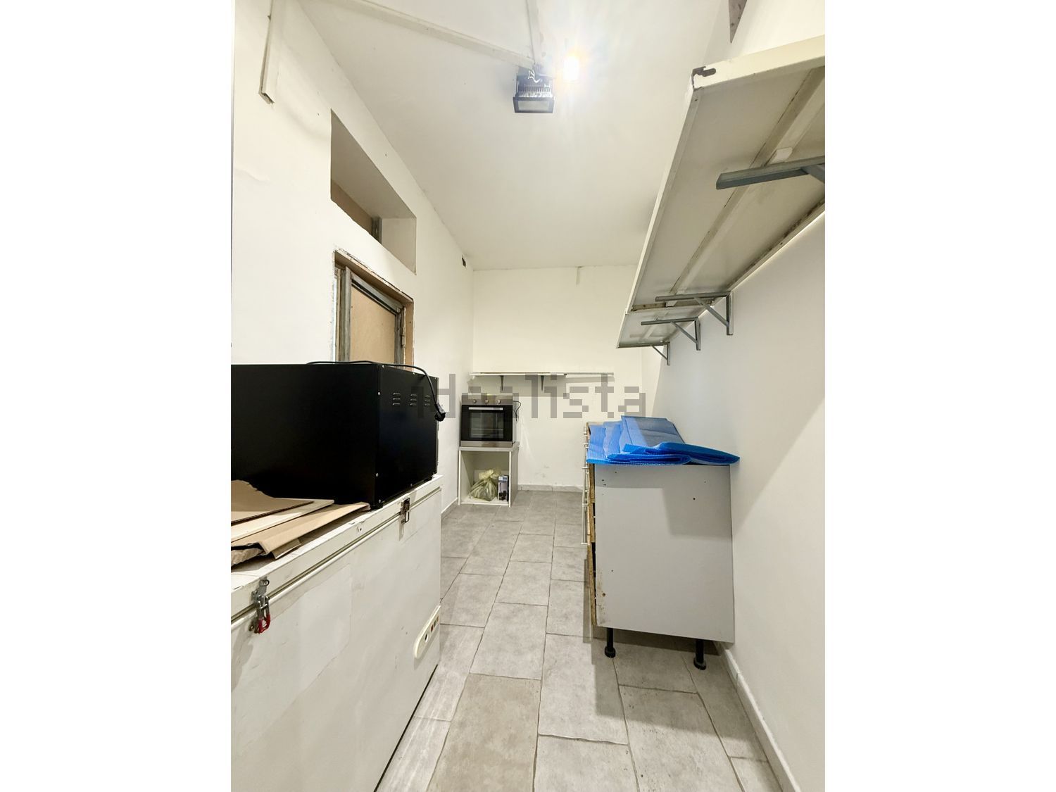 locale commerciale in vendita a Nettuno