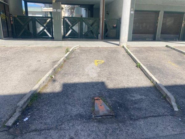 ufficio in vendita a Nettuno