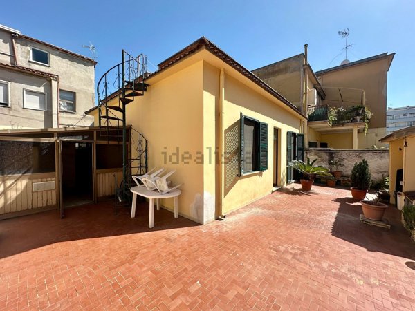 casa indipendente in vendita a Nettuno