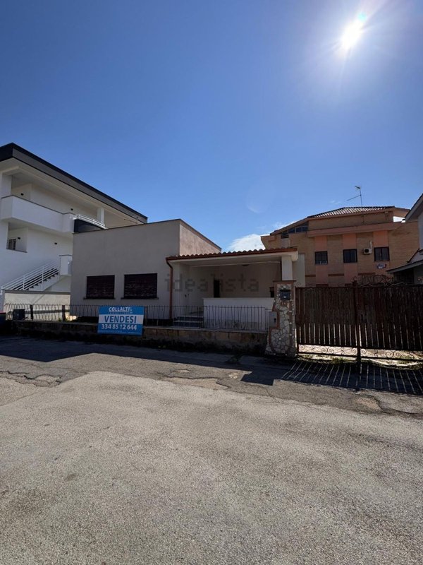 casa indipendente in vendita a Nettuno