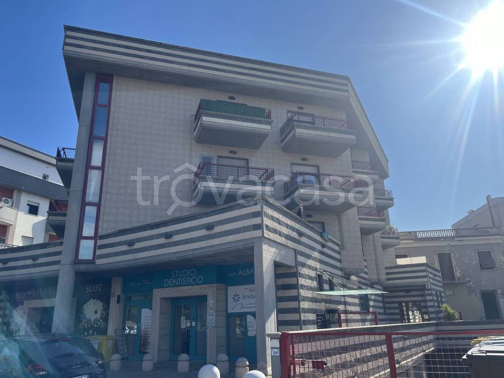 ufficio in vendita a Nettuno