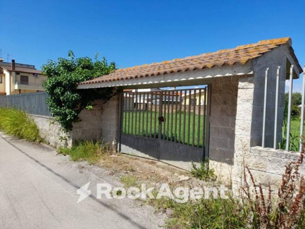 casa indipendente in vendita a Nettuno